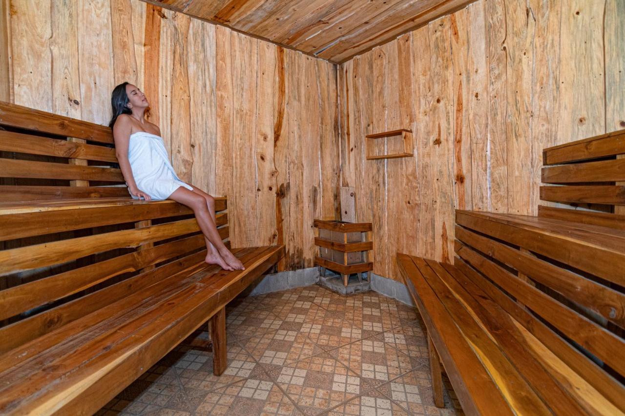 阿拉安比贵小屋酒店 Sarapiquí 外观 照片