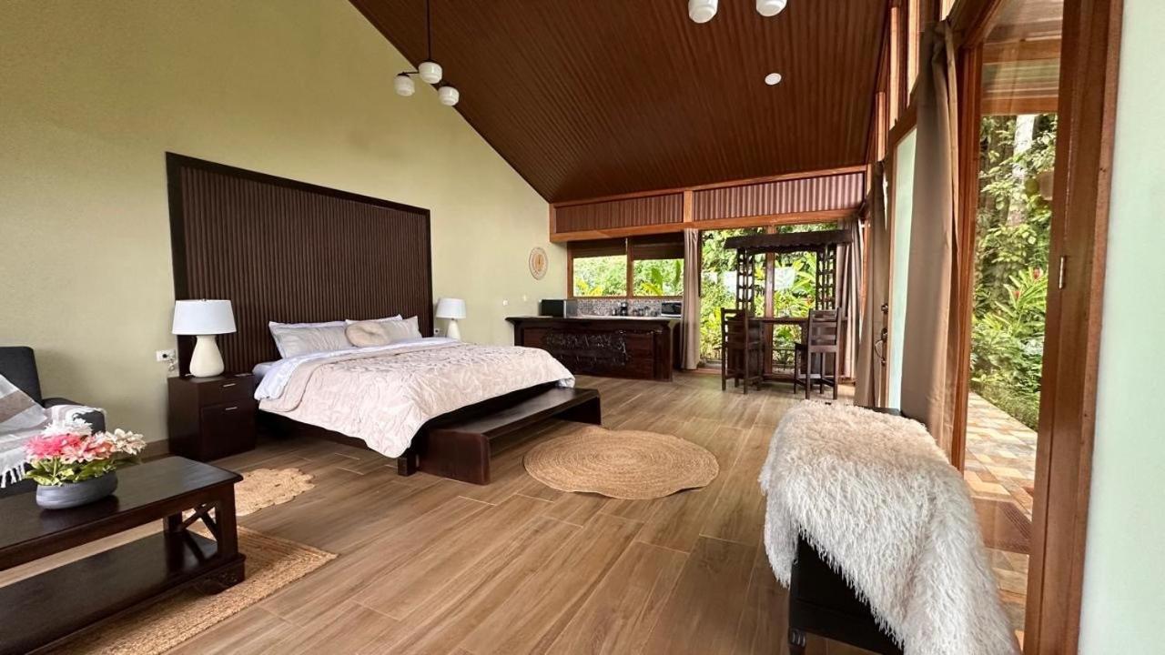 阿拉安比贵小屋酒店 Sarapiquí 外观 照片