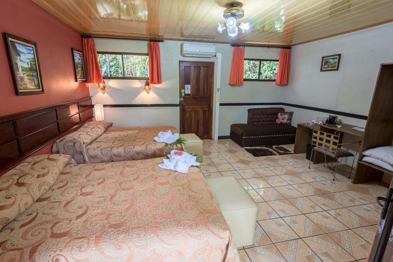 阿拉安比贵小屋酒店 Sarapiquí 外观 照片